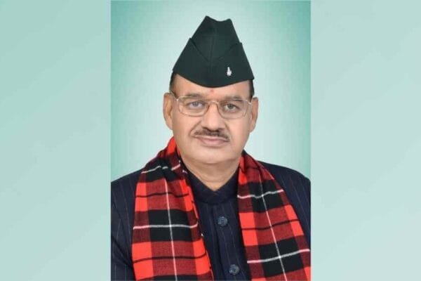 उद्यान विभाग को मिले 29 नए अधिकारी, प्रशिक्षण के बाद औद्यानिक कार्यों की मुख्य धारा से जुड़ने पर उद्यान मंत्री ने दी बधाई