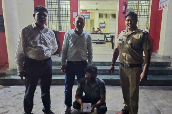 देहरादून में अवैध रूप से निवास कर रहा बांग्लादेशी गिरफ्तार, पहचान छिपाकर बंगाली डॉक्टर के रूप में कर रहा था काम